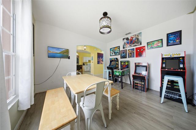 904 KNOLLWOOD DRIVE, Davenport, FL 33837