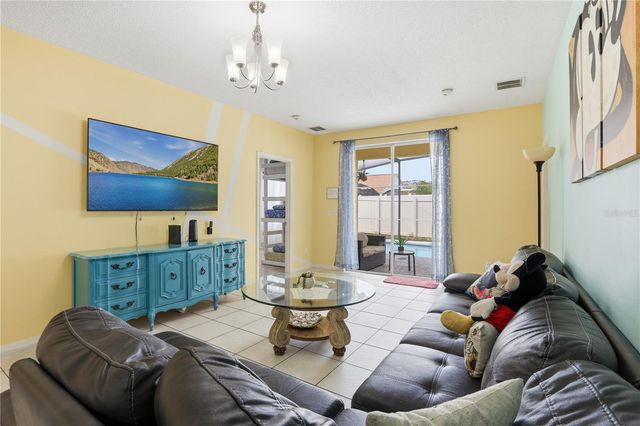 904 KNOLLWOOD DRIVE, Davenport, FL 33837