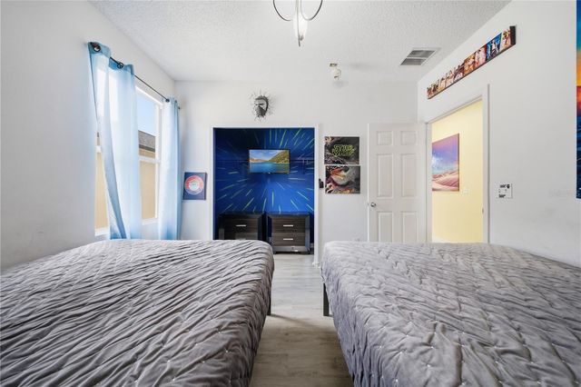 904 KNOLLWOOD DRIVE, Davenport, FL 33837