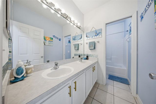 904 KNOLLWOOD DRIVE, Davenport, FL 33837