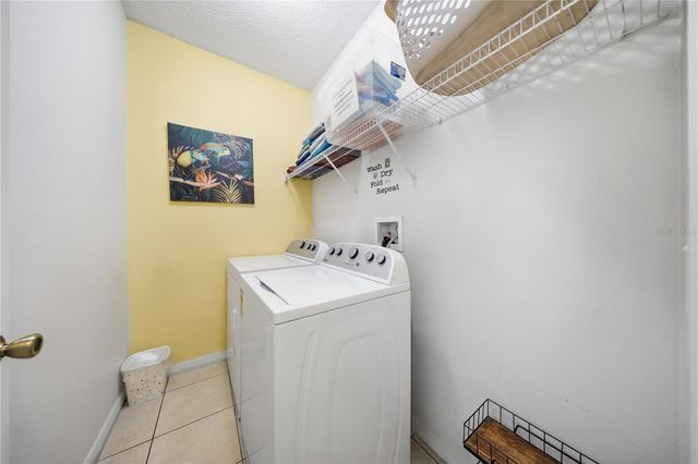 904 KNOLLWOOD DRIVE, Davenport, FL 33837