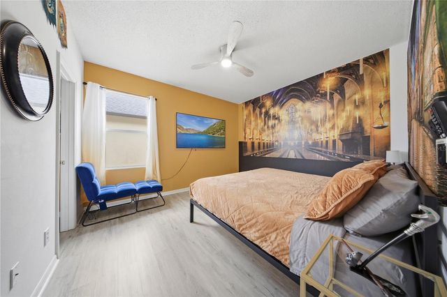 904 KNOLLWOOD DRIVE, Davenport, FL 33837