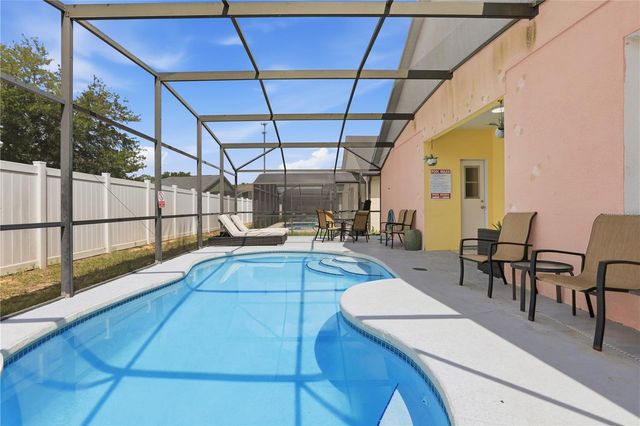 904 KNOLLWOOD DRIVE, Davenport, FL 33837