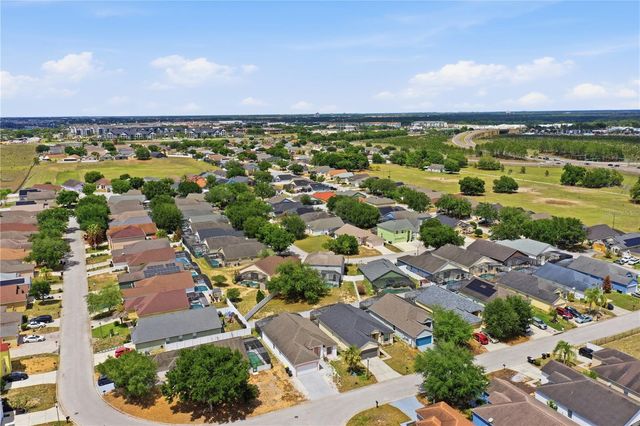 904 KNOLLWOOD DRIVE, Davenport, FL 33837