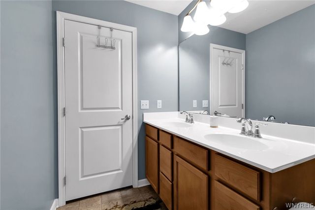 72 John Alex Drive, West Seneca, NY 14224