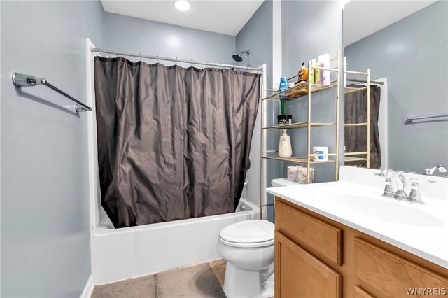 72 John Alex Drive, West Seneca, NY 14224