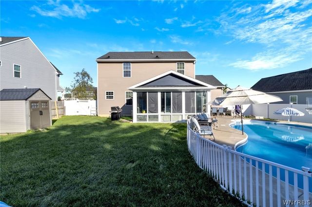 72 John Alex Drive, West Seneca, NY 14224