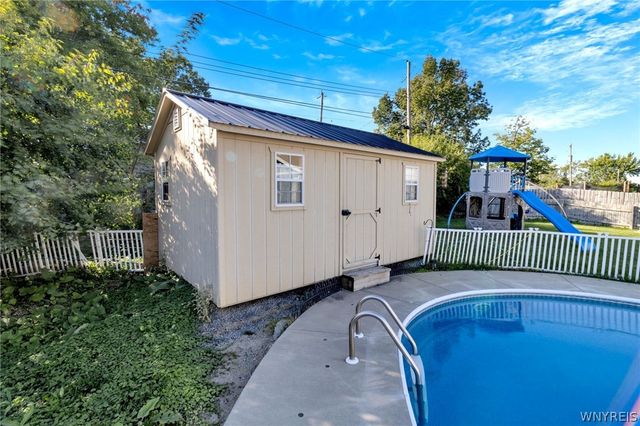 72 John Alex Drive, West Seneca, NY 14224