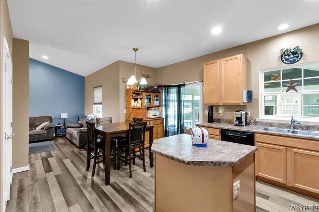 72 John Alex Drive, West Seneca, NY 14224
