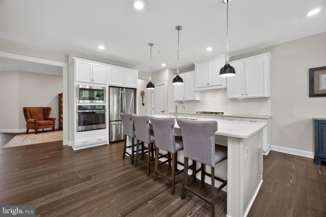 2235 POE LN, West Chester, PA 19380