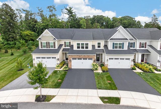 2235 POE LN, West Chester, PA 19380