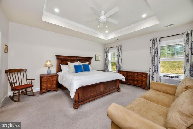 2235 POE LN, West Chester, PA 19380