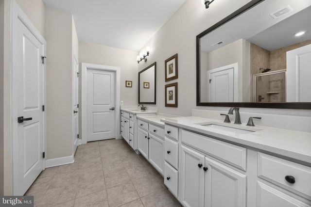 2235 POE LN, West Chester, PA 19380