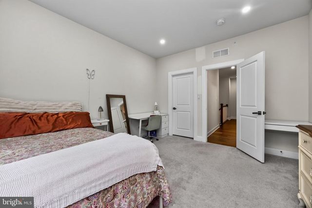 2235 POE LN, West Chester, PA 19380