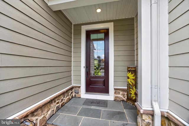 2235 POE LN, West Chester, PA 19380