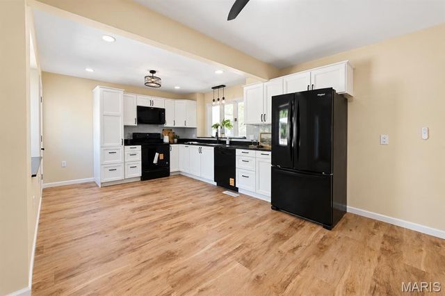 10 Tumbleweed Dr. Drive, Belleville, IL 62221