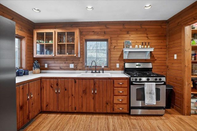 19004 Kestrel Ridge Lane, Richland Center, WI 53581