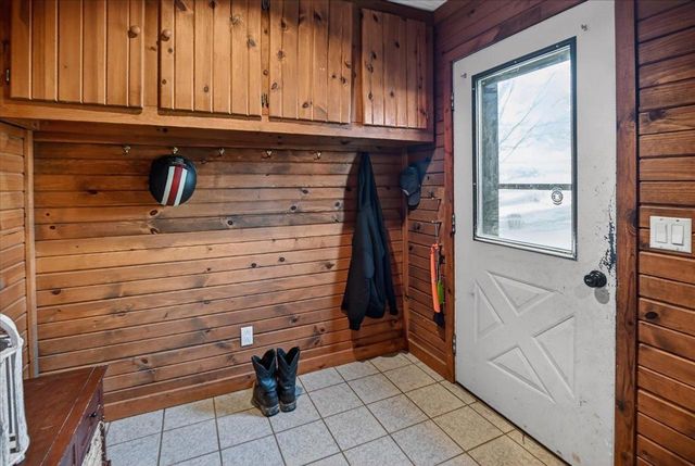 19004 Kestrel Ridge Lane, Richland Center, WI 53581