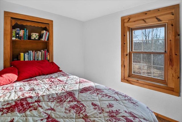 19004 Kestrel Ridge Lane, Richland Center, WI 53581