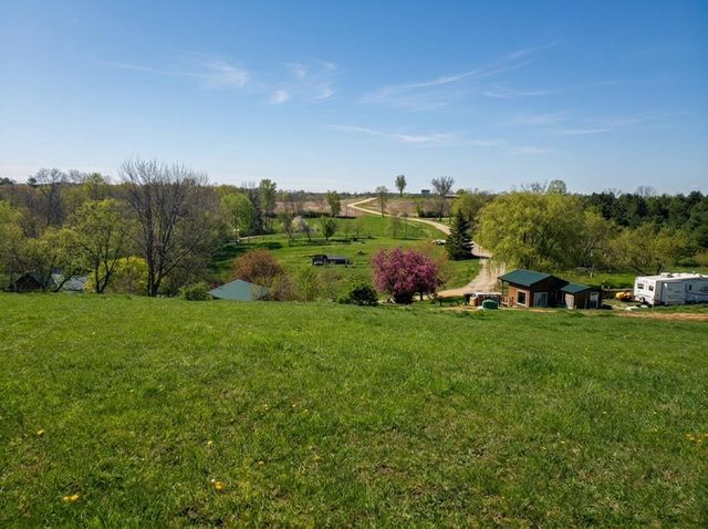 19004 Kestrel Ridge Lane, Richland Center, WI 53581