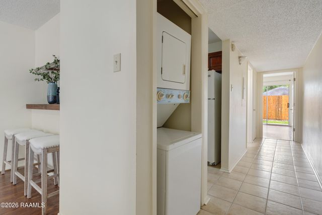 300 Lozes Avenue 1502, Lafayette, LA 70508