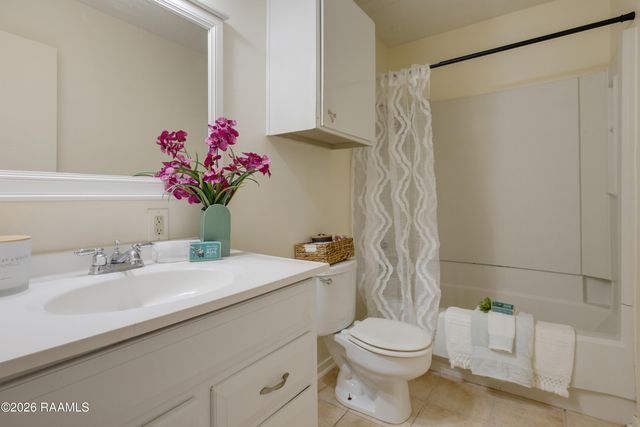 300 Lozes Avenue 1502, Lafayette, LA 70508