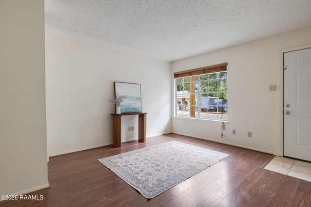 300 Lozes Avenue 1502, Lafayette, LA 70508