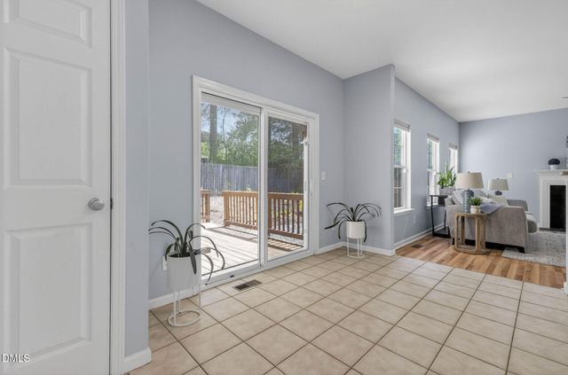 128 Mckenzie Meadow Lane, Apex, NC 27539