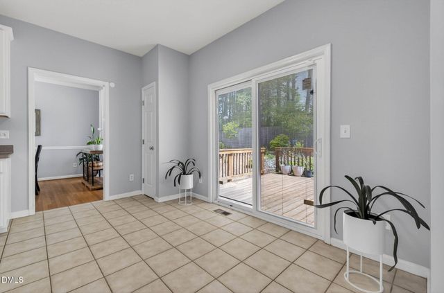 128 Mckenzie Meadow Lane, Apex, NC 27539