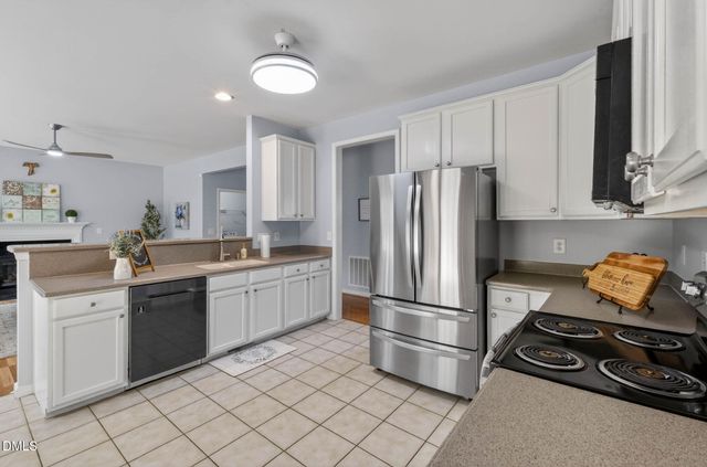 128 Mckenzie Meadow Lane, Apex, NC 27539