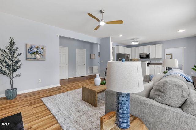 128 Mckenzie Meadow Lane, Apex, NC 27539