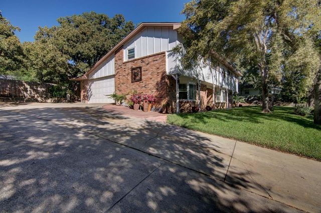 1202 Tanglewood Trail, Euless, TX 76040