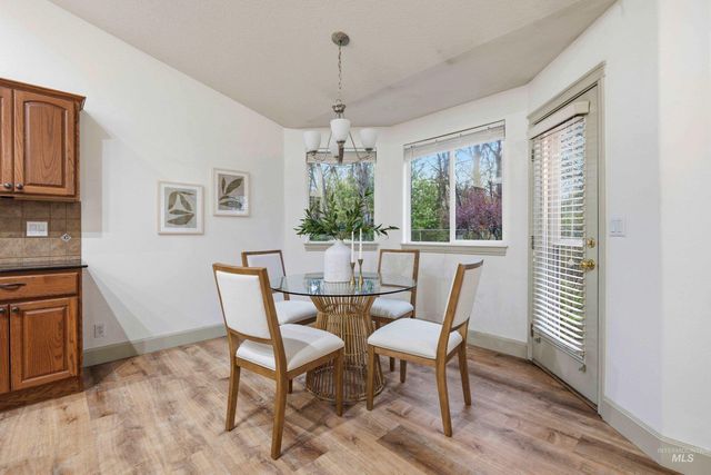 2095 E Celia Ct, Eagle, ID 83616