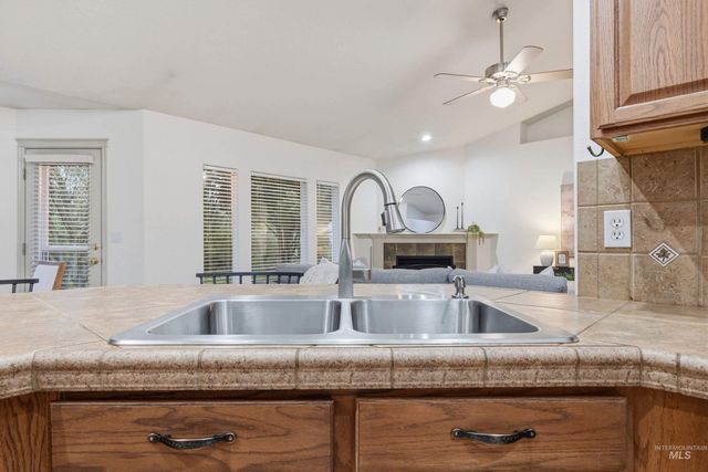 2095 E Celia Ct, Eagle, ID 83616