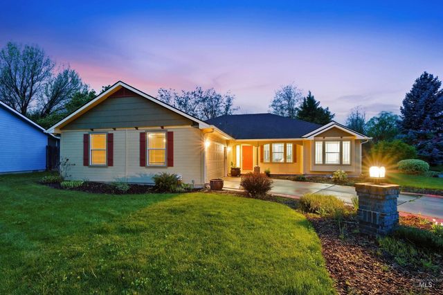 2095 E Celia Ct, Eagle, ID 83616