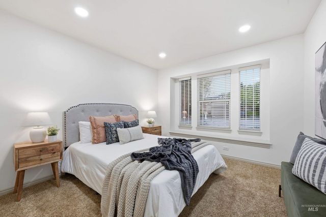 2095 E Celia Ct, Eagle, ID 83616