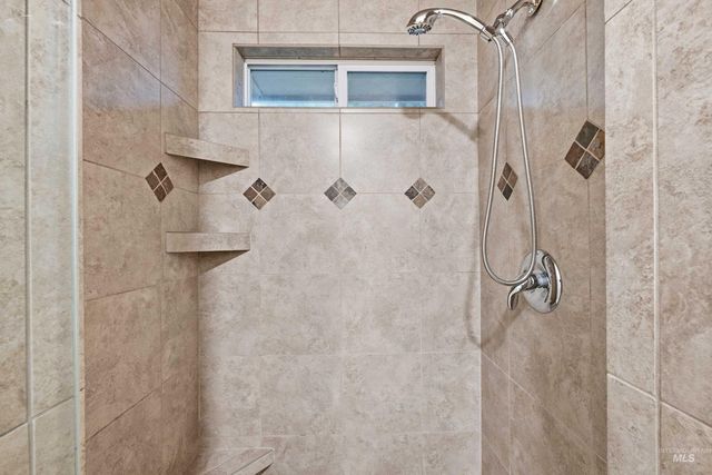 2095 E Celia Ct, Eagle, ID 83616