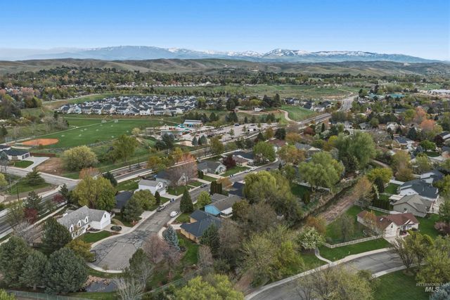 2095 E Celia Ct, Eagle, ID 83616