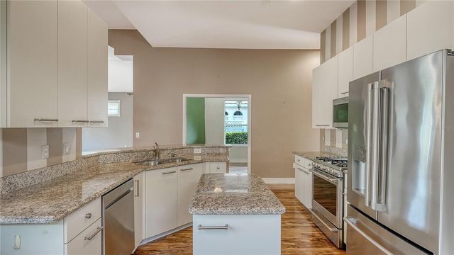 6519 OAKLAND HILLS DRIVE, Lakewood Ranch, FL 34202