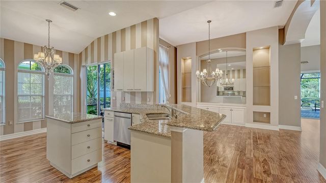 6519 OAKLAND HILLS DRIVE, Lakewood Ranch, FL 34202