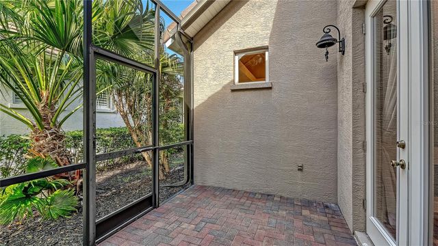 6519 OAKLAND HILLS DRIVE, Lakewood Ranch, FL 34202
