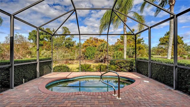 6519 OAKLAND HILLS DRIVE, Lakewood Ranch, FL 34202