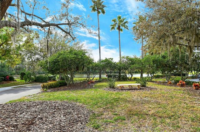 6519 OAKLAND HILLS DRIVE, Lakewood Ranch, FL 34202