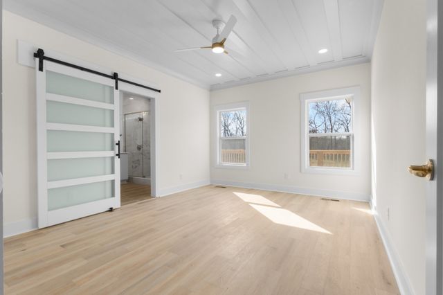 4954 Royal View Way, Clarksville, TN 37040