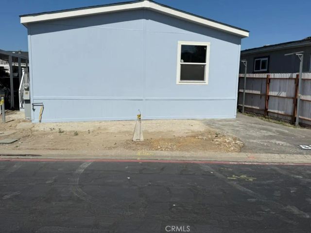 203 Duke 85, Santa Ana, CA 92704
