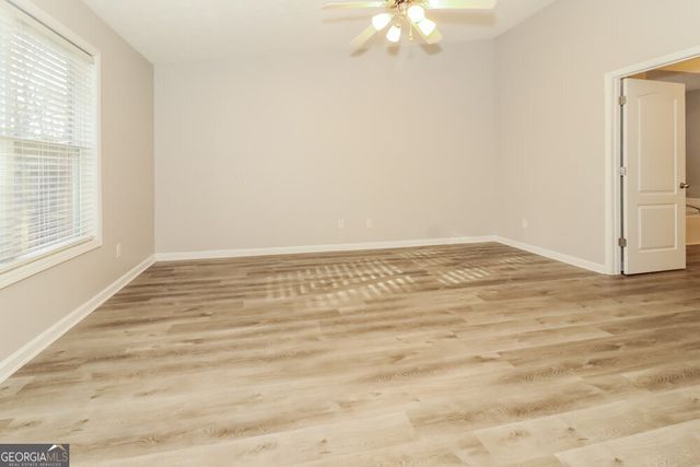 949 Simonton Glen Drive, Lawrenceville, GA 30045