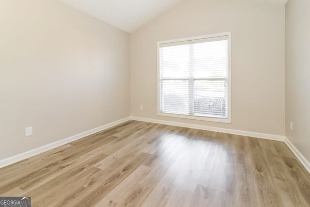 949 Simonton Glen Drive, Lawrenceville, GA 30045