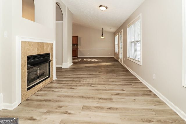 949 Simonton Glen Drive, Lawrenceville, GA 30045