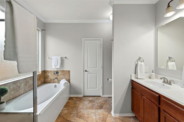 5929 Abby Ann LN, Austin, TX 78747