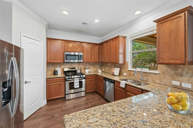 5929 Abby Ann LN, Austin, TX 78747